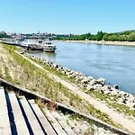 Tisza Studio Retreat